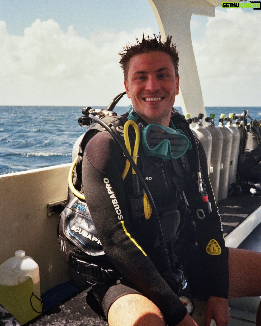 Jannik Schümann Instagram - Aruba on 🎞️