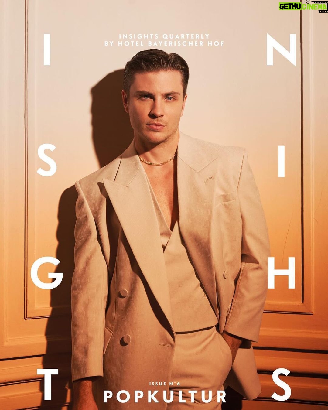 Jannik Schümann Instagram - covergirl @insights.quarterly photo @alexandercourtman photo ass @patrickmayr styling @dirk_meycke styling ass @esteryandell hair and make up @sabrina.reuschl interview #anjadelastik pr @marieclaire.kozik @bayerischerhof_munich