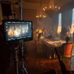 Jannik Schümann Instagram - Ich habe heute ein paar Behind the Scenes - Fotos für euren Nikolausschuh 🎅🏼 Danke an @armandsvirbulis für diese tollen Erinnerungsbilder! 🫶🏼 Habt ihr die 3. Staffel schon durch? Wie gefällt sie euch? @rtlplus @sisi.rtl