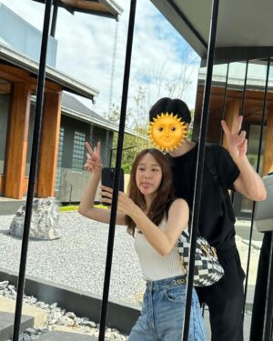 Jarinporn Joonkiat Instagram - พาบุรุษท่านหนึ่ง ไป #หนีตามเต้ย ที่เขาใหญ่มา ให้ทายว่าใคร 😋