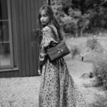 Jarinporn Joonkiat Instagram - Water your roots so that your soul can blossom. @loropiana #loropiana #LoroPianaExtraBag