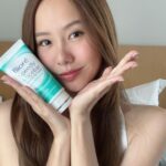 Jarinporn Joonkiat Instagram - Make up no make up 😋 แต่งเบาๆ ชิลๆ ก็ต้องล้างแบบชิลๆ ด้วยตัวนี้เลย Biore Speedy Micellar Foam โฟมคลีนซิ่งดูดเมคอัพ เพราะมีไมเซลล่าแบบเดียวกับในคลีนซิ่งเลย มีทั้งสูตรผิวนุ่ม และสูตรสิว ล้างหลอดเดียวจบ #BioreThailand