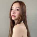 Jarinporn Joonkiat Instagram - Make up no make up 😋 แต่งเบาๆ ชิลๆ ก็ต้องล้างแบบชิลๆ ด้วยตัวนี้เลย Biore Speedy Micellar Foam โฟมคลีนซิ่งดูดเมคอัพ เพราะมีไมเซลล่าแบบเดียวกับในคลีนซิ่งเลย มีทั้งสูตรผิวนุ่ม และสูตรสิว ล้างหลอดเดียวจบ #BioreThailand