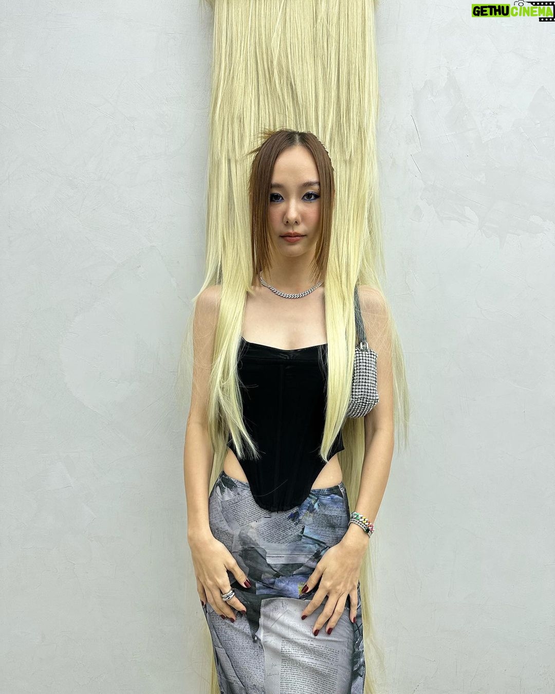 Jarinporn Joonkiat Instagram - Having fun with 6 #sculpturebangkok Photo Machines â¤ī¸âđŠšđ¸âī¸đšī¸ #SculptureFlagship Sculpture Flagship