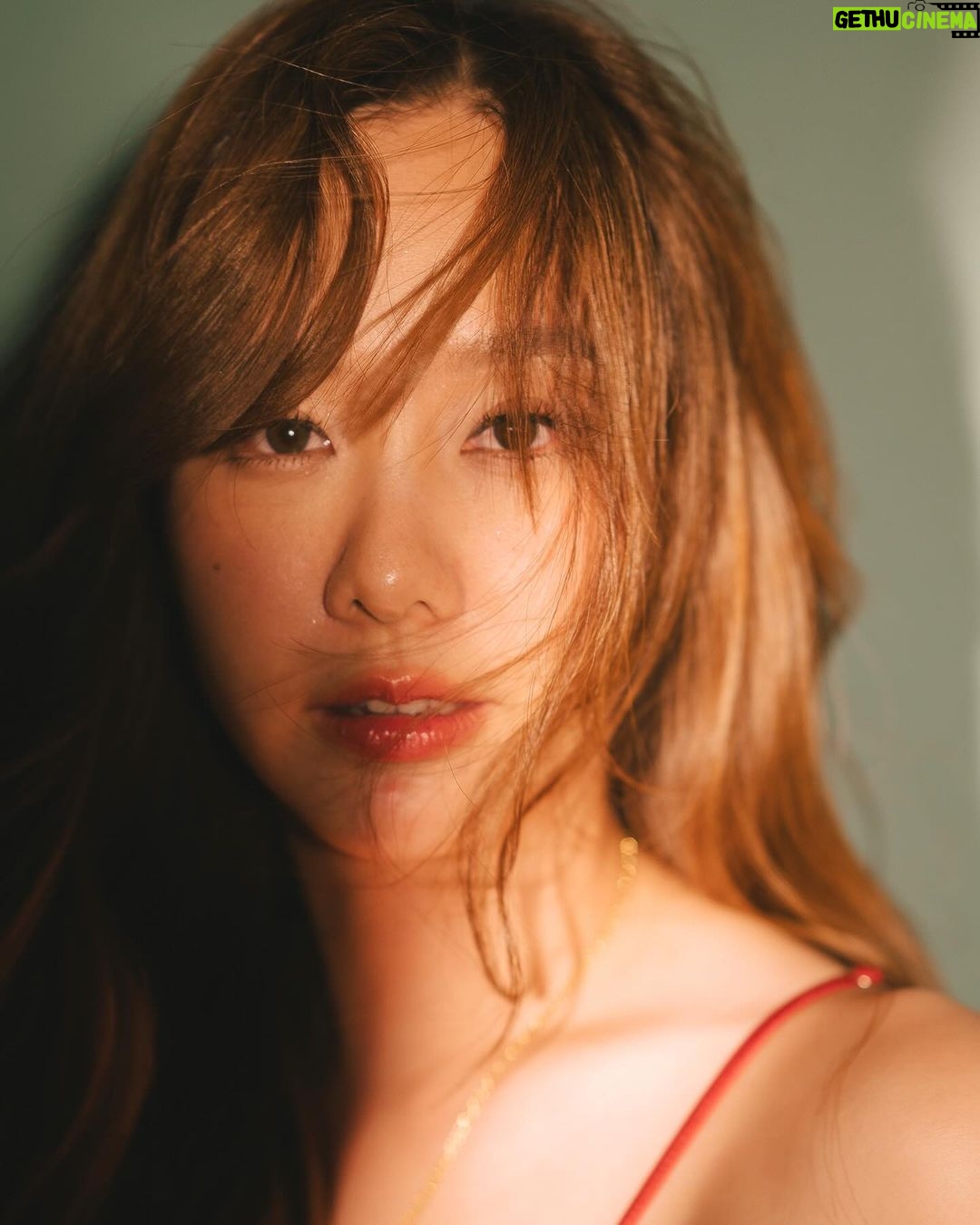 Jarinporn Joonkiat Instagram - 💌 HVD everyone :)
