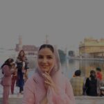 Jasmin Bhasin Instagram – My most favourite and important part of promotions is always taking the blessings of almighty and visiting “Darbaar Sahib”
Nothing is possible without his blessings 🙏🏽

3 Days to go for #Warning2 🔥

#Warning2⚠️ In cinemas on 2nd Feb 2024 🔥

@gippygrewal @jasminbhasin2806 @princekanwaljitsinghofficial @rahuldevofficial @amarhundal1 @bal_deo @raghveerboliofficial @dheerajkkumar @jaggisinghofficial @rajsinghjhinjar @harinder_bhullar @deedargillofficial @pardeepcheema1 @sardarsohiofficial @hobby_dhaliwal_official @iseemakaushal @malkeetrauni @officialrupinderrupi @jp47._ @madmix._ @urshappyraikoti @avvysra @humblemotionpictures @warning_humblemotion @yoodleefilms @saregama_official @saregamapunjabi @munishomjee @omjeegroupofficial @kambojsukha @bhana_l.a @vinodaswal13 @hardeepdullat13 @vikramjitkhehra @livlyffilms