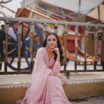 Jasmin Bhasin Instagram – 2days to go #warning2 🤞🧿

Styled by @khwaish_mehta 
Outfit @the_rosegirl (my all time favourite)
Makeup @kashish_art 
Hair @krishna.hairstylist
Jewels @the_kizals 
Footwear @jaavisaindia
