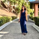 Jasmin Bhasin Instagram - Somewhere in paradise 🏖️ Wearing easy breezy linen coord set from my favourite 🤩 @dripdome.store