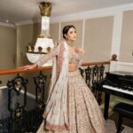 Jasmin Bhasin Instagram – 𝐉𝐀𝐒𝐌𝐈𝐍  𝐁𝐇𝐀𝐒𝐈𝐍 𝐗 𝐌𝐎𝐍𝐆𝐀𝐒 

Muse @jasminbhasin2806 
Outfit @mongasuk 
Hair & MU @anjanasahota 
Jewellery @thejewellerytrunk_ 
Videographer @r.shnks 
Photography @mohsinaliphotography 
Creative Direction & styling @anishavasanicreates 
TikTok & Marketing @boldmarketingg 
Venue @taj51bg