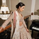 Jasmin Bhasin Instagram – 𝐉𝐀𝐒𝐌𝐈𝐍  𝐁𝐇𝐀𝐒𝐈𝐍 𝐗 𝐌𝐎𝐍𝐆𝐀𝐒 

Muse @jasminbhasin2806 
Outfit @mongasuk 
Hair & MU @anjanasahota 
Jewellery @thejewellerytrunk_ 
Videographer @r.shnks 
Photography @mohsinaliphotography 
Creative Direction & styling @anishavasanicreates 
TikTok & Marketing @boldmarketingg 
Venue @taj51bg