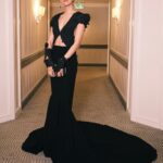 Jasmin Savoy Brown Instagram - Thank you @ronaldvanderkemp for this stunning couture moment for the @yellowjackets S2 red carpet premiere! 📷 : @kristenjanwong