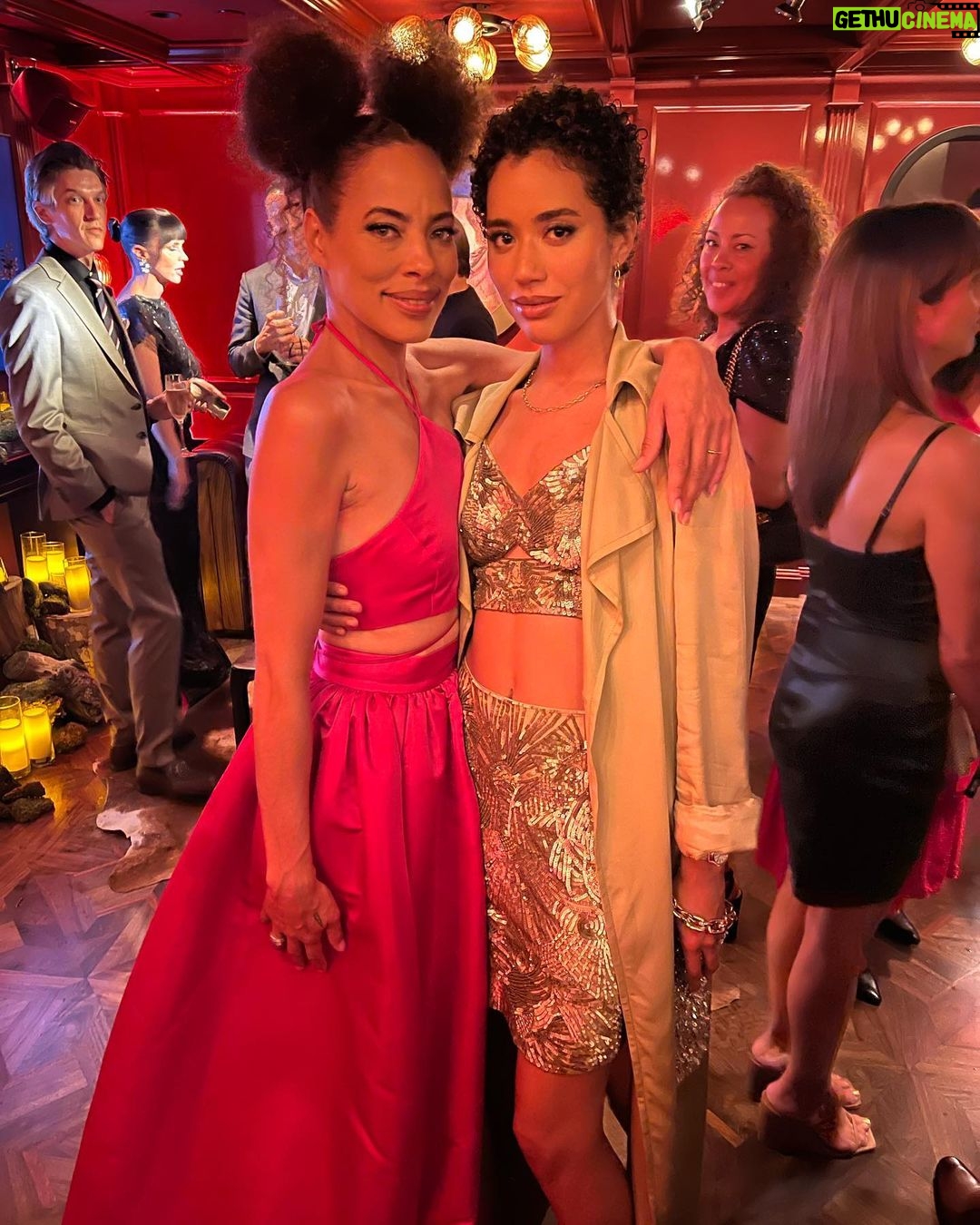 Jasmin Savoy Brown Instagram - Friday highlights featuring my new crush, @acethemooseboy Styling @itsamandalim Hair & makeup @taylourchanel Wearing @albertaferretti & @omega Thank you as always to the team! And to @paramountpics @showtime & @hollywoodreporter for the parties ✨