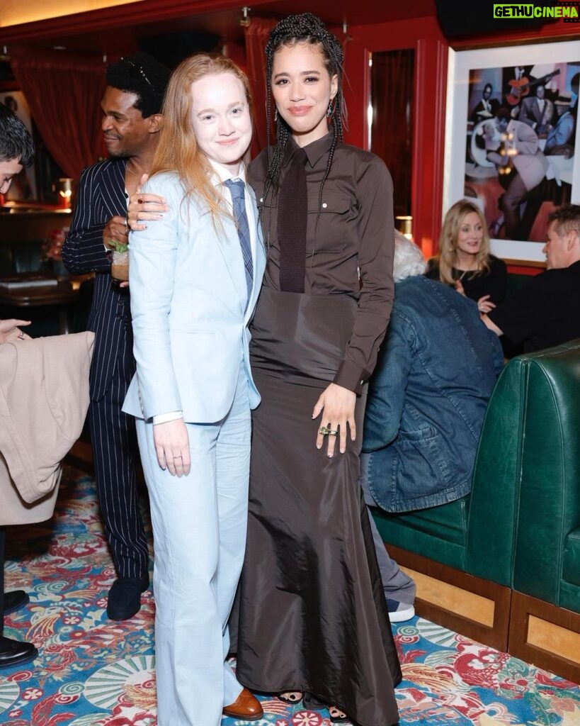 Jasmin Savoy Brown Instagram - Girl, WHAT? Still pinching myself. Thank you @elleusa for such a prestigious honor. To be named amongst such brilliant artists… I don’t have the words other than thank you. And to wear this delicious @ralphlauren ensemble I mean come ON!!! @itsamandalim styled me as usual! @carolagmakeup on makeup and @virginie.pineda on hair 💛😤