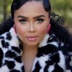 Jasmine Davis Instagram - Xoxo, “IT” Girl in ATL🦋💖 Comment “IT GIRL” for all my makeup deets ✨