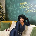 Jasmine Davis Instagram - I typically go with all red outfits or green outfits for the holidays but I couldn’t pass on this navy blue set ⚓️ Comment “LINK” for the outfit deets✨#gdwm #midsizefallfashion #midsizestyle #curvyfashion #curvystyle #holidayoutfits #midsize Atlanta, Georgia