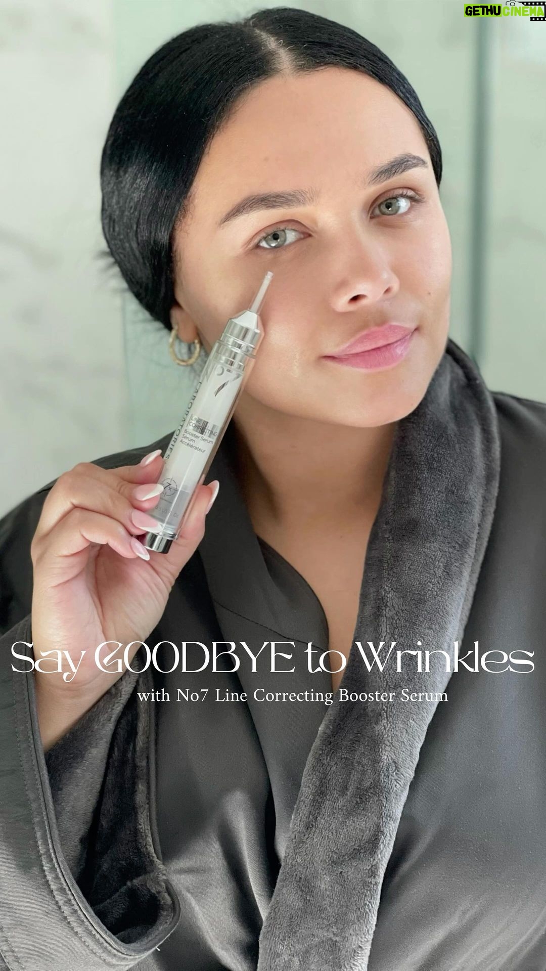 Jasmine Davis Instagram - Get in line with @no7usa Line Correcting Booster Serum. One thing I don’t want right now? Lines! Avoid those stubborn lines and wrinkles with No7’s Line Correcting Booster Serum. Now that I’ve hit 30, there are beauty secrets I wish I would’ve known. With @no7usa I’ve seen results in just 2 weeks. You don’t need expensive products to get great results. And you don’t have to get fancy treatments. It’s the UK’s best kept skincare and you can get it at @Walgreens. Have you tried No7? #No7Partner