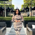 Jasmine Davis Instagram - get dressed with me for WWHL with Andy Cohen. @fashionnovacurve #fashionnovapartner New York, New York
