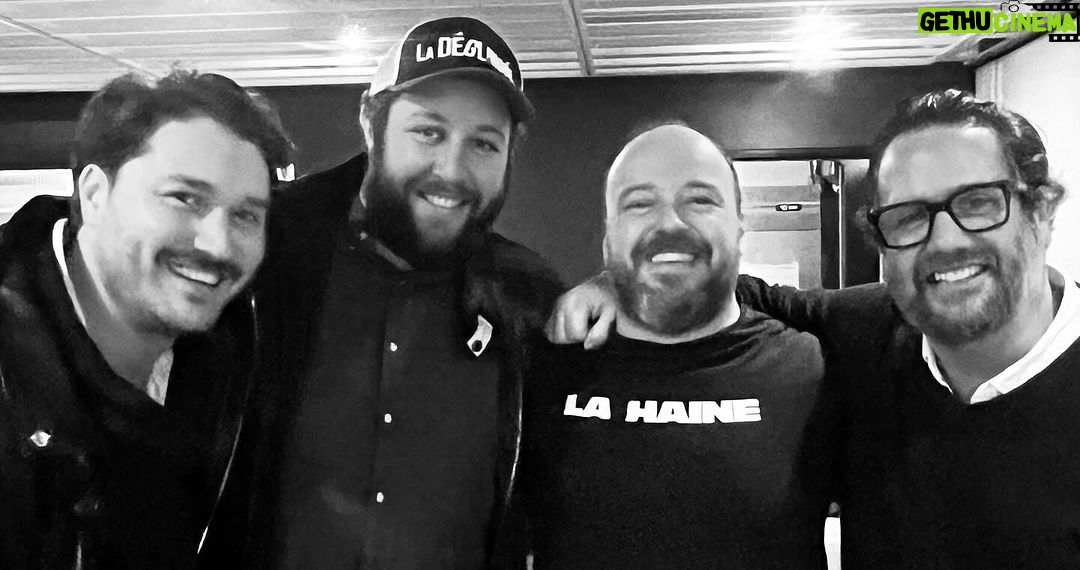 Jason Chicandier Instagram - Petite soirée au Zénith de St Etienne avec un daron ! Il est fort ce con…très fort même ! @albanivanov @ckelprod_42 @mathou_cann @maxbnwk