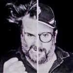 Jason Chicandier Instagram - Parfois on me demande, mais pourquoi étais-tu si sage chez Faustine et si « fou furieux » dans Très très bon ? Orfff c’est somme toute assez simple. Ça s’appelle la bipolarité, j’en souffre peu (les autres parfois). Pour moi « Fight club », c’est un documentaire. Je saute d’un état à l’autre (sans produit pour autant). C’est comme ça depuis mes 7 ans, j’avais même donné le prénom de « Victor » à mon double maléfique quand j’étais gosse « C’est pas moi c’est Victor ! » que je disais ! Bref oui je suis totalement taré bordel de merde…j’ai selon une théorie toute bergmanienne, le charme et la répulsion, du grand animal psychiatrique ! Heureusement il me reste le poulet rôti et le Drucker du dimanche pour me calmer ! Restez vous-même et soyez dingue surtout… c’est important de rester dingue ! Los Chicambos. @ttbontv @cacommenceauj @faustinebollaert @frgaudry CRÉDIT photo @eric_canto