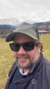 Jason Chicandier Instagram - Les promoteurs immobiliers !