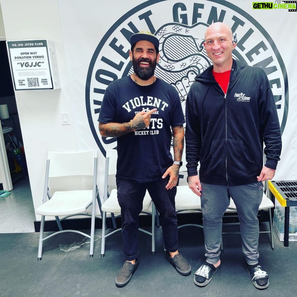 Jason Miller Instagram - You’re supposed to be in the picture, but you playing. @violentgentlemen Violent Gentlemen