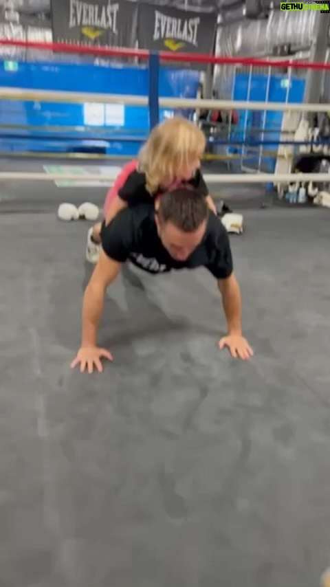 Jason Moloney Instagram - Mini me workout with #teameverlast @jasonmoloney Father’s Day is approaching, let’s give Dad a gift he truly wants this year! More time with his family! With Everlast fitness equipment, you can kill your workouts at home and still have time to spend with your little ones… or do them together! Head over to @everlastaustralia to find out how to enter the $1000 workout bundle giveaway! 🙌🔥 #everlastaustralia #everlast