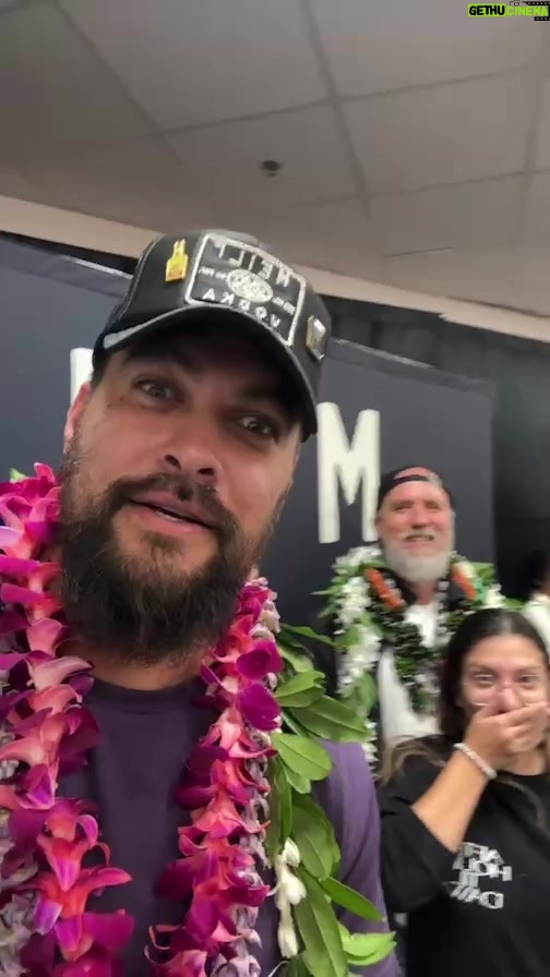 Jason Momoa Instagram - Hawaii! Might be the most cases sold stay tuned ! Aloha j