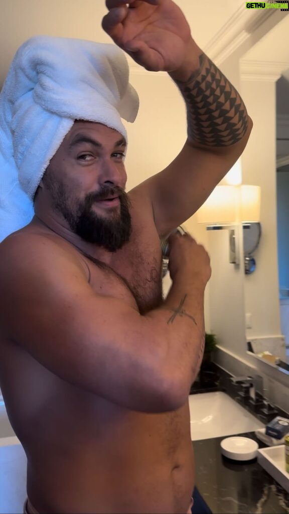 Jason Momoa Instagram - We’ve been on an epic and beautiful journey for the Aquaman and The Lost Kingdom Global Tour from Brazil, China, London, New York, LA, to Hawaii. Mahalo for the support and love along the way.    Please go to @soill to get the beautiful water bottles and towels that benefit Maui. The proceeds go to @peoplesfundofmaui Mahalo to @mananalu @miir  @slowtide for supporting the project.   Lots of amazing things to come with @humblebrands They make my favorite scents that I want to share with everyone. Als o, they are a 1% for the planet company, which is pretty cool.  Mahalo to @jeanneyangstyle and my entire Team for supporting me and the memories we’ve made on this incredible tour.  Watch Aquaman and The Lost Kingdom in theaters on December 22nd. all my aloha, J