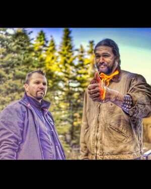 Jason Momoa Instagram - HAPPY NEW YEAR from @meilivodka  rest relax recharge in nature with my Ohana.  All my aloha to everyone  2024 is gonna be amazing. Miss you toddy.  Aloha j&B