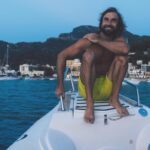 Jason Momoa Instagram - Grateful for a year full of amazing experiences with friends and family on and off the rocks😀🙏🙏. Thanks to everyone who have been a part of this journey and thanks to you all for following along. I wish you all health, lots of love, friendship and amazing experiences for this new year , let’s go!!! A special thank you to mi amor @alarconjimena for all of the love and support you’ve provided for me and our family te amo ❤️🙏🙏🙏🙏 @prana @tenayaclimbing @sharmaclimbing @petzl_official @trublueclimbing
