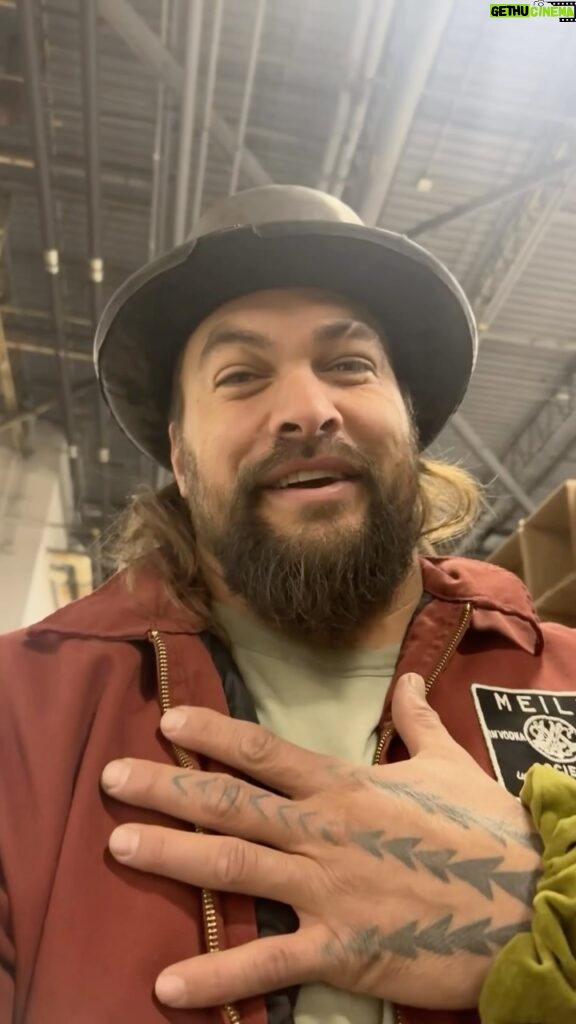 Jason Momoa Instagram - Pennsylvania friends, we have a nice little surprise for you @pawinespirits - Grab yourself a signed bottle of MEILI while they last!