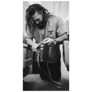 Jason Momoa Instagram - #ontheroam with @prideofgypsies 
A2 International Press Tour- Brazil, China, London,  New York. Mahalos Joseph for letting me tag along❤️

Aquaman and the Lost Kingdom on digital today!

@leicacamerausa 🔴