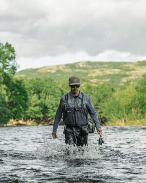 Jasper Pääkkönen Instagram - 40 years young and many more rivers to wade. Thank you for all the birthday wishes!
.
.
.
#40thbirthday #vieläjaksaa 📷: @real_rastivo