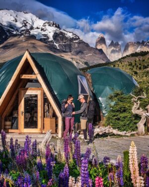 Jasper Pääkkönen Instagram - Gearing up for the Cerro Paine hike at @ecocamp. One of the absolute highlights of our Chile trip. #torresdelpaine #ecocamppatagonia #patagonia #chile🇨🇱 photo by @timothydhalleine