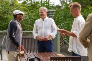 Jasper Pääkkönen Instagram - When the President of Cannes Film Festival meets the President of Finland. Thank you mr. Sauli Niinistö for hosting a lovely casual meeting filled with great stories and lots of laughs. @officialspikelee’s Helsinki trip off to a fun start. Photos: @tpkanslia