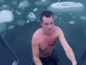 Jasper Pääkkönen Instagram - Slushy 🏊🏼‍♂️ with brother @gustafskarsgard at @loylyhelsinki