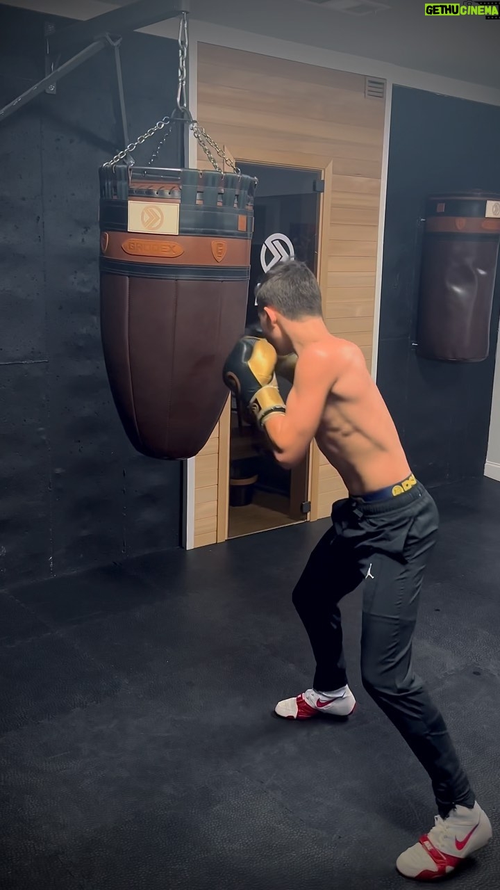 Javon Walton Instagram - in the lab working on my next move ⏩️