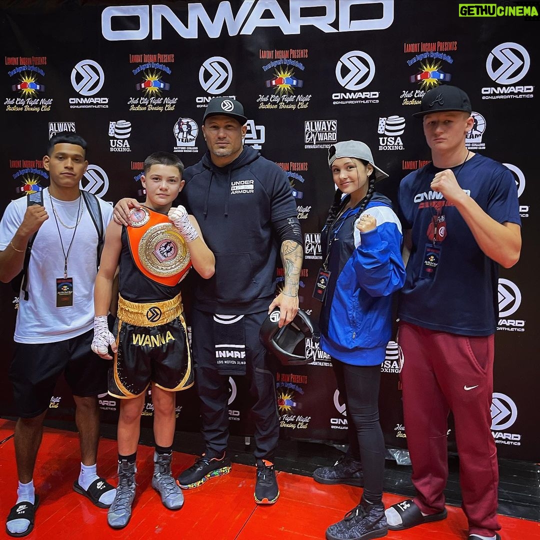 Javon Walton Instagram - Tough fight down in Jackson, TN but got the W 🙏🏽 squad came out strong 🦾 Oman Arena
