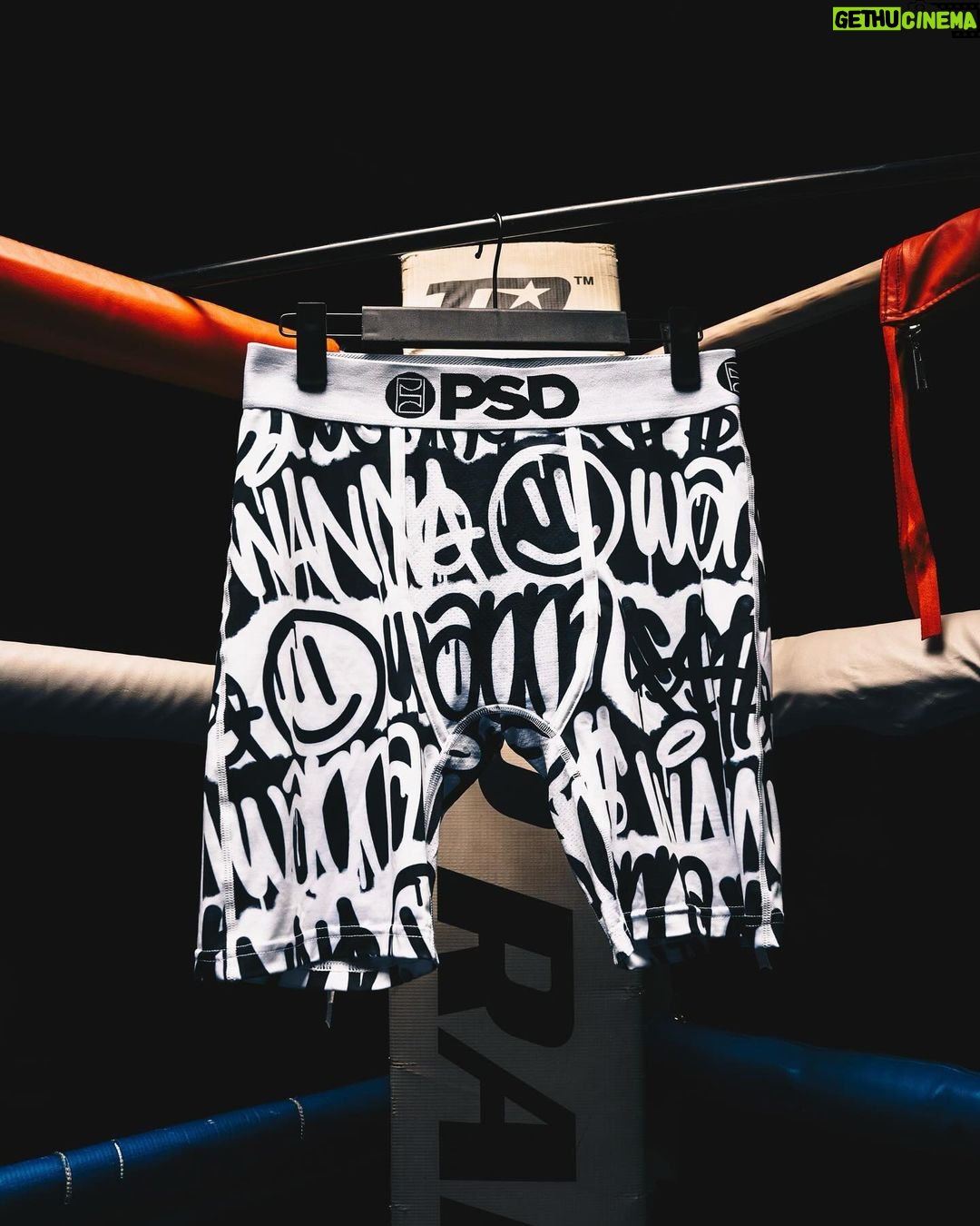 Javon Walton Instagram - Black Friday started early and my @psdunderwear collection is a part of their site wide sale, get styles up to 85% off! PSD.com #psdpartner #Ad