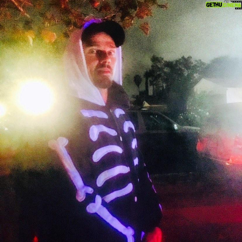 Jay Ryan Instagram - “I got this feeling, inside my bones” - Happy Halloween J.T 🎃