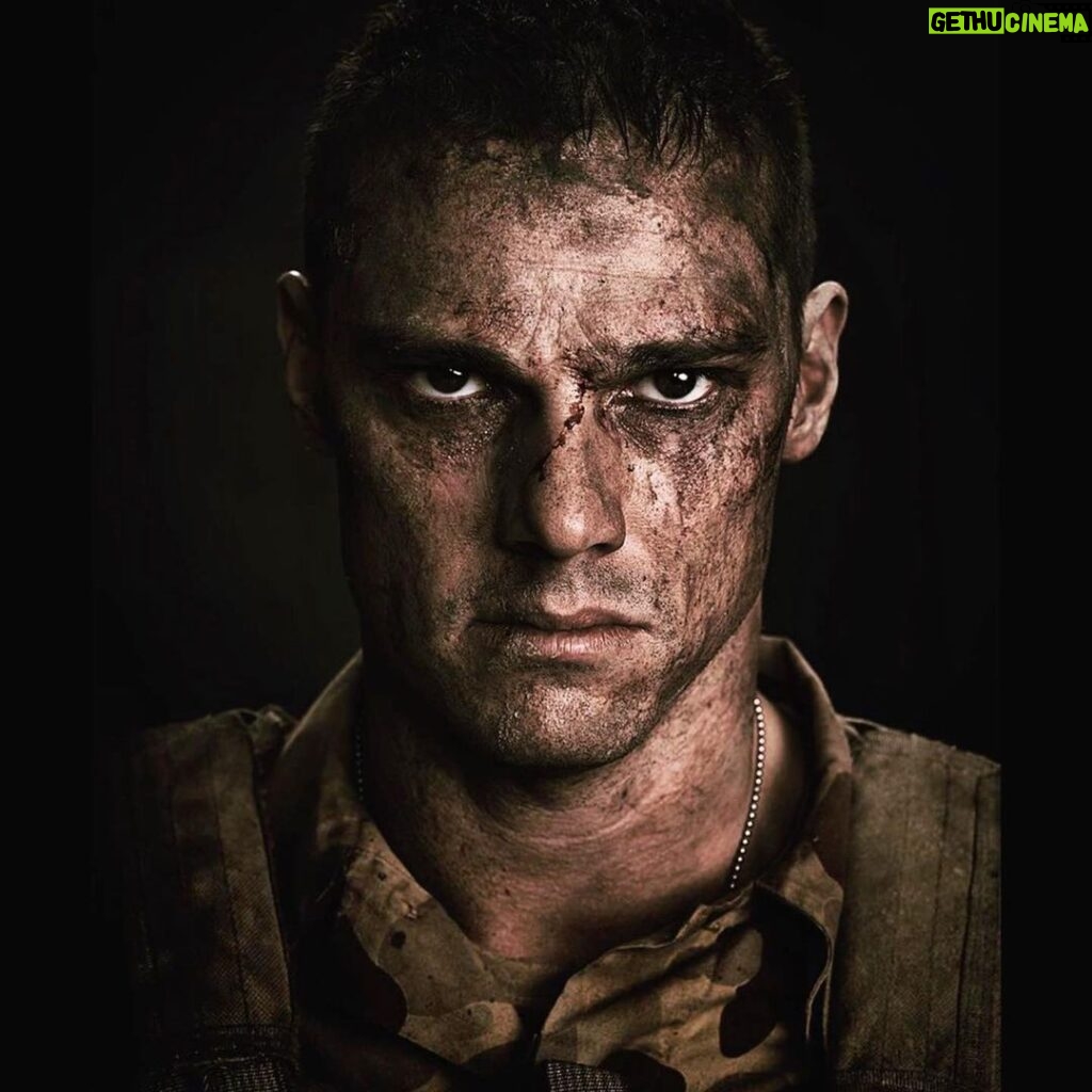 Jay Ryan Instagram - Came across this today - one of my favourite portraits from the talented @nicholaswilson_photo ..thank you, sir! #FightingSeason #Foxtel