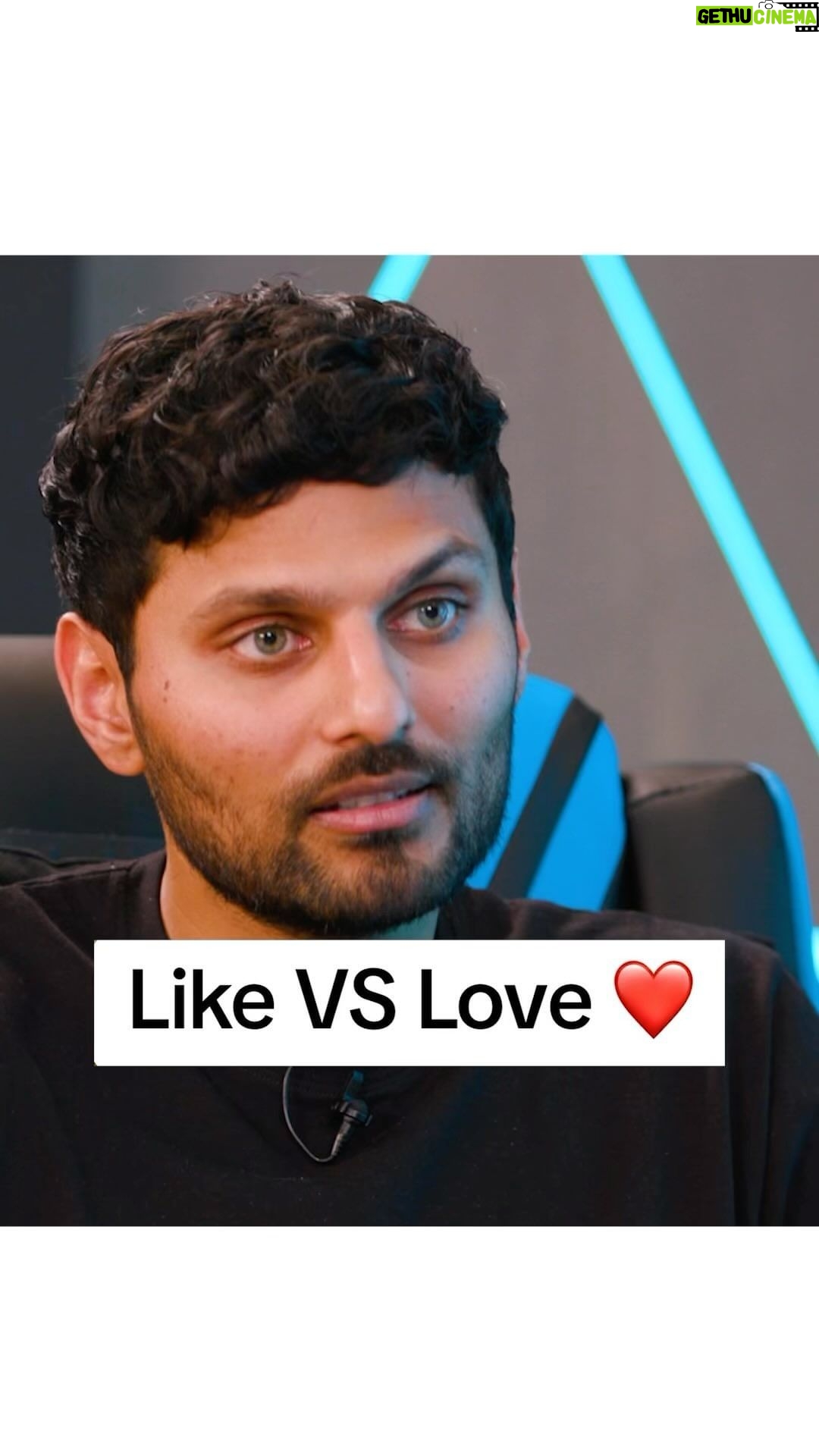Jay Shetty Instagram - Leave a “YES” below if you agree👇 This beautiful analogy really puts the difference between like and love into perspective ❤️ Clipped from my talk with @tombilyeu