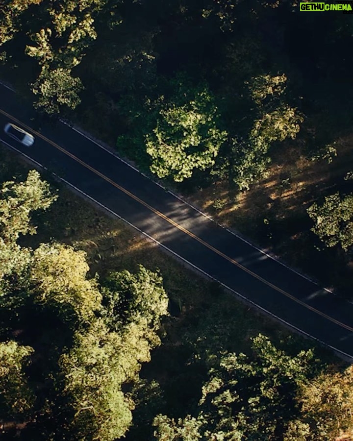 Jay Shetty Instagram - What does that space look like for you? This year I challenge you to get out of your comfort zone. See places you’ve never seen, try things you’ve never done & lean into the unknown. I know I will be exploring new spaces this year with @bmwusa in their fully electric #BMWi5 #BMWPartner