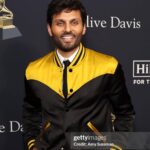 Jay Shetty Instagram - Clive Davis pre Grammy Party last night 🎤 grateful to be in such a phenomenal room | So many amazing performances - really loved @jellyroll615 @noahkahanmusic @thewarandtreaty | Wonderful being in a space celebrating such diverse talent and voices. Thank you @clivejdavis | See you all @recordingacademy tonight! All the best to all the nominees 🏆 Stying @ilariaurbinati Hair & grooming @chousner