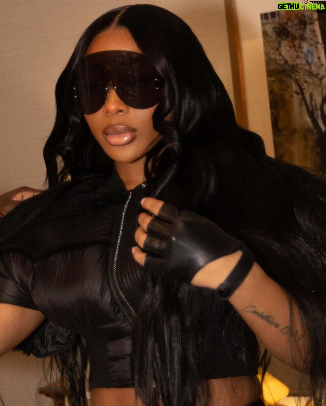 Jayda Cheaves Instagram - Picture me dressed in black.. they calling me Miss Mary Mack London, United Kingdom