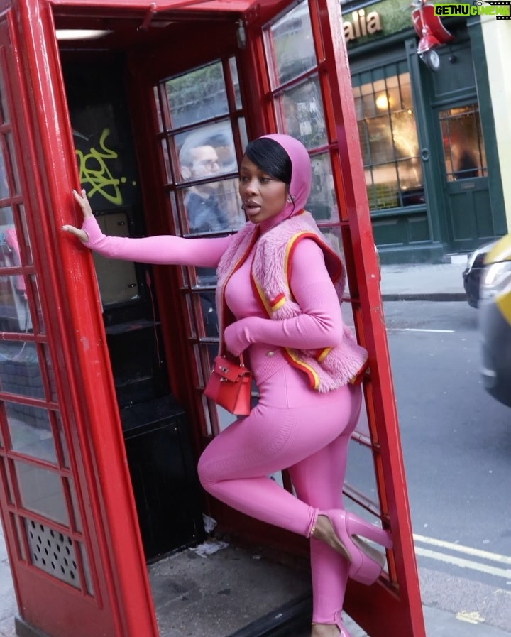 Jayda Cheaves Instagram - Muah.. NO BARS 💋 London, United Kingdom