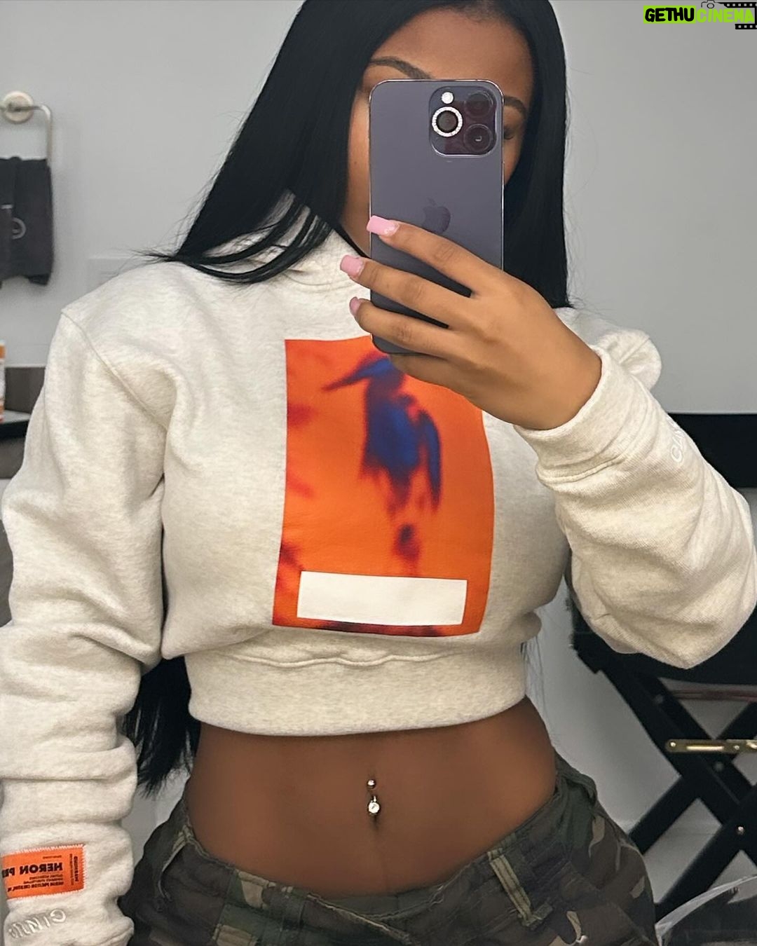 Jayda Cheaves Instagram - Know she spent some bands on her fit…