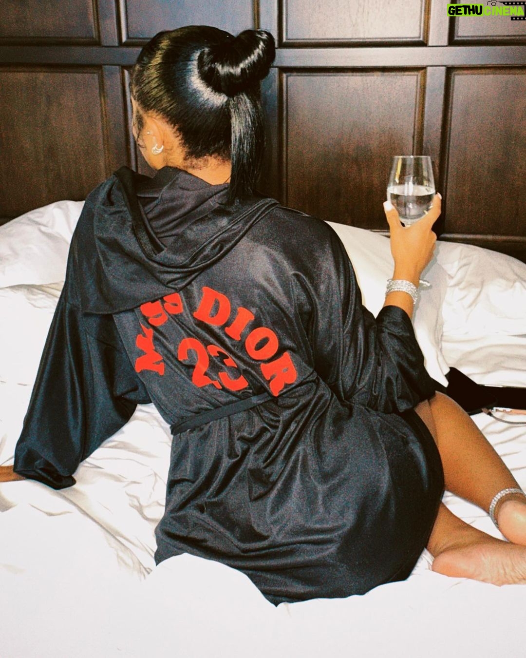 Jayda Cheaves Instagram - add to my peace or peace out 💋