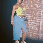 Jayda Cheaves Instagram - Here to express not impress💚🪄 @prettylittlething top/skirt