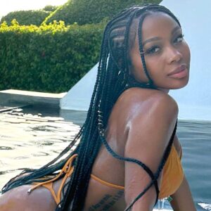Jayda Cheaves Instagram - Body trippin like the water in Antigua 💦
